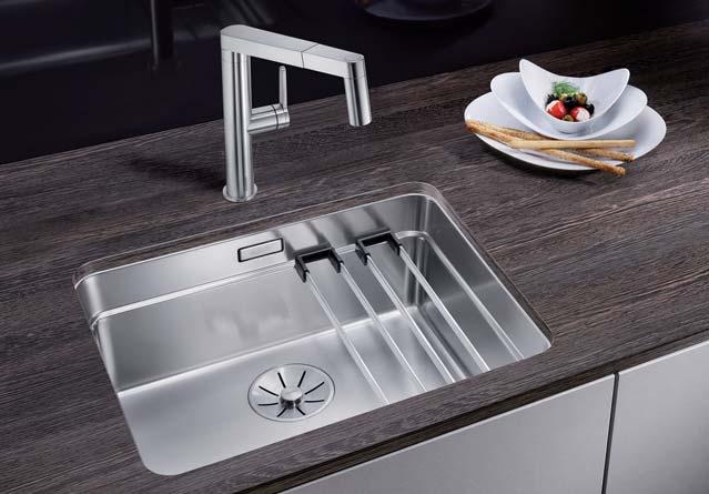 BLANCO ETAGON 500-U BLANCO ETAGON 500-U Stainless steel satin polished Brilliant: The three-tier sink system Innovative system concept with versatile ETAGON rails High-quality features with the