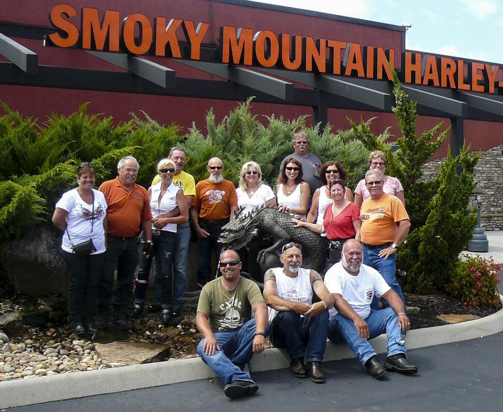 2011 At Smokey Mountain HD
