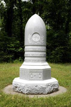 16. Who was the commander of the 54 th Illinois Infantry?