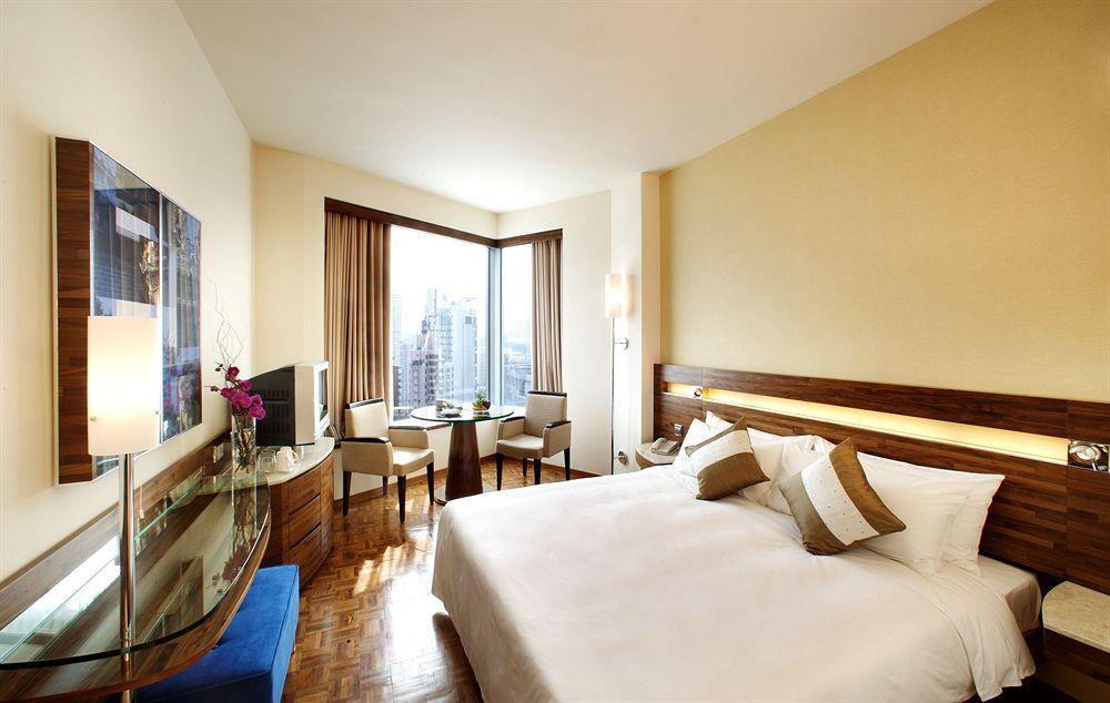 4 star - L hotel Causeway Bay L'hotel Causeway Bay Harbour View is a stunning hotel offering a seasonal rooftop outdoor pool, a sauna and a fitness centre.