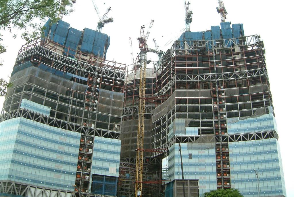 Current Portfolio (Singapore) Key On-Going Projects Recent Awards 51-storey integrated development at Central Business District Project Value: $5.