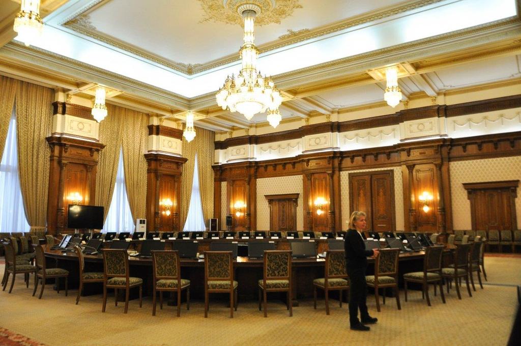 Since 2008, the meetings of the Senate Permanent Bureau are held in the Constantin Stere Hall and this is the place where our meeting will take place.