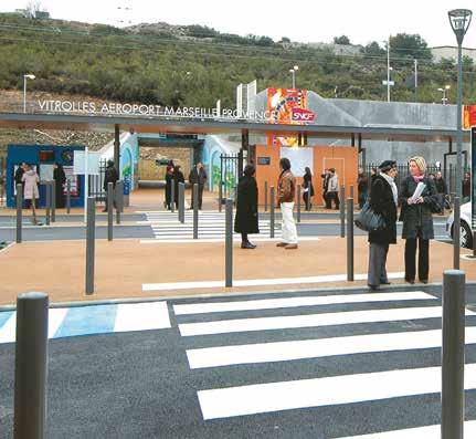 IAL PARKS AROUND MARSEILLE PROVENCE Going to work The Technoparc des Florides (in Marignane), the Parc d Empallières (in Saint- Victoret) and the areas of Couperigne-Estroublans and Anjoly (in