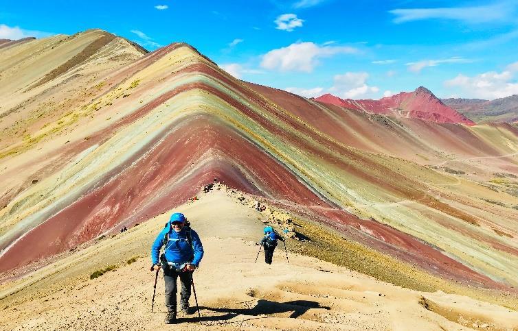 Approximately time of the tour: 2 hours Train Travel time: 1 ½ hours Bus Travel time: 1 ½ hours DAY 04: THE MAGICAL RAINBOW MOUNTAIN (Full Day Tour) We will pick you up between 04:30 hrs. 05:00 hrs.