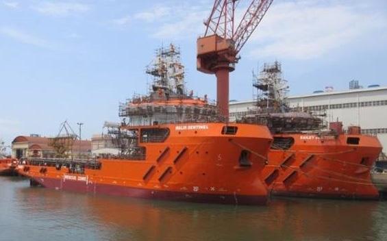 OSV NEWBUILDINGS, S&P SENTINEL ORDERS ERRV TRIO Malin Sentinel Sentinel Marine has placed an order for three newbuild ERRVs to be built in China for GBP 36 million (USD 47.1 million).