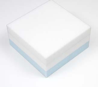 maximum 250kg: Top (5 cm): visco-elastic foam 50kg/m 3 density, 100N hardness Base (5 cm): high resilience foam 38kg/m 3 density, 140N hardness Base (5 cm): high resilience foam