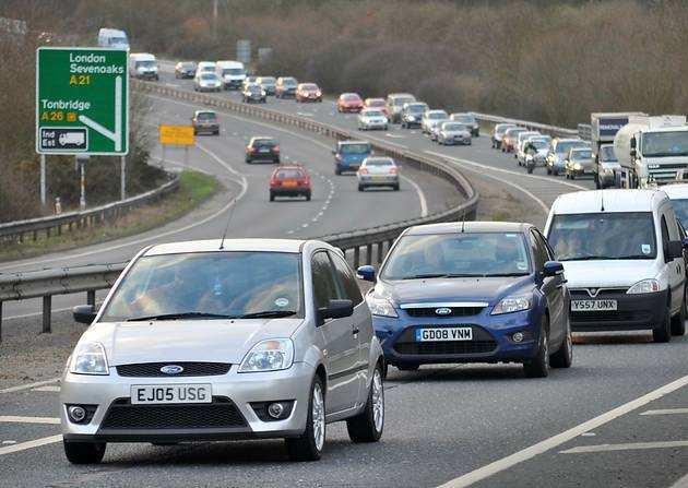 Strategic Roads: Highways England Highways England established April 2015