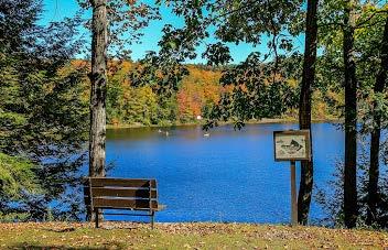 Bomoseen State Park Half Moon Pond Black Pond Restrooms, showers, play area, outdoor games, boat rentals Hiking, biking, fishing, boating Rate: $18-$29 A perfect place for campers seeking a respite