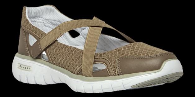upper with mesh lining and elastic adjustable  durability and