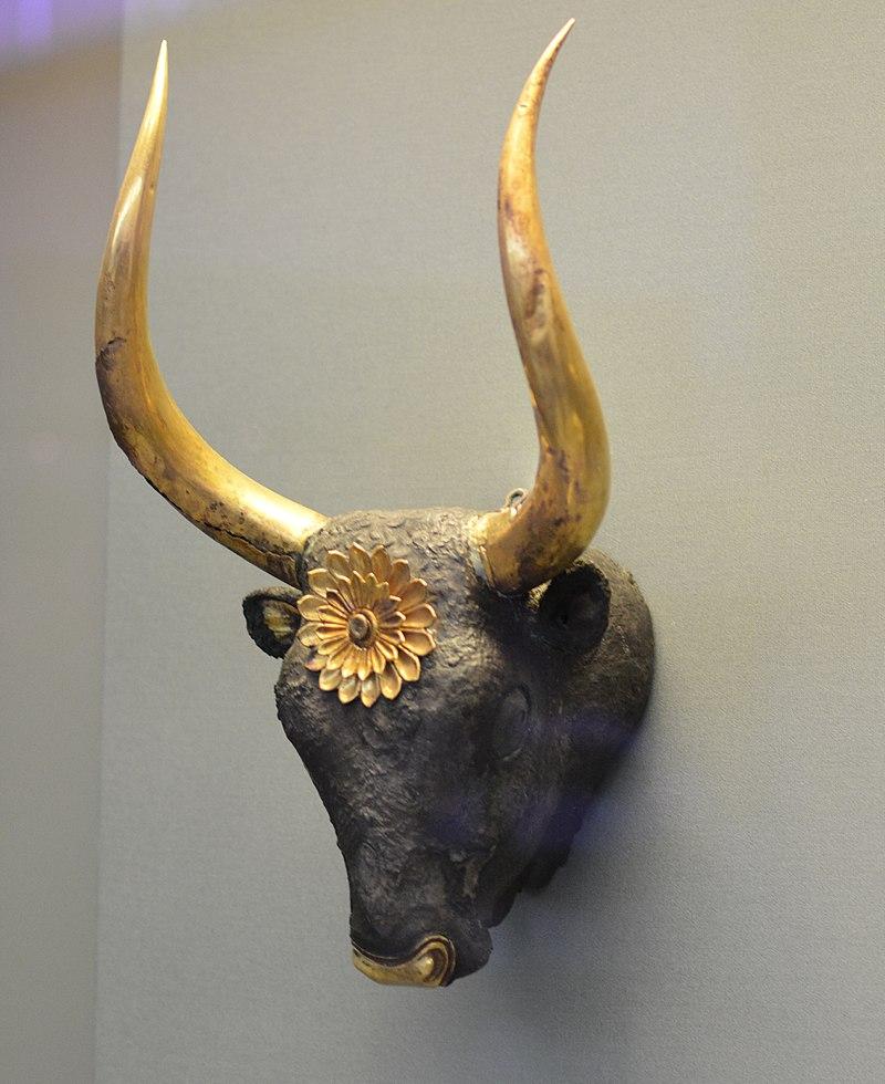 Silver repoussé rhyton with gold horns, from Grave Circle A at Mycenae, 16th century BC A rhyton /ˈraɪˌtɒn, ˈraɪtən/ is a roughly conical container from which