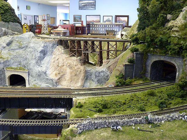 this layout, no Norfolk Southern nor CSX were running in the