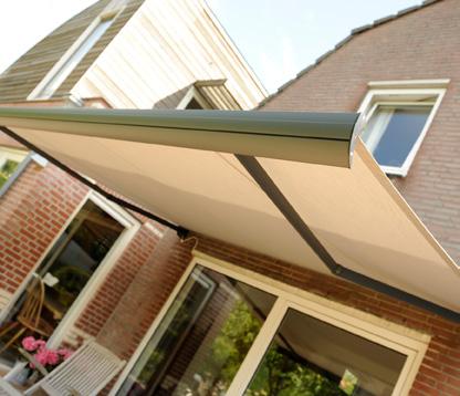 Picca Terrace awning 240 A quality terrace awning does not necessarily have to be expensive.