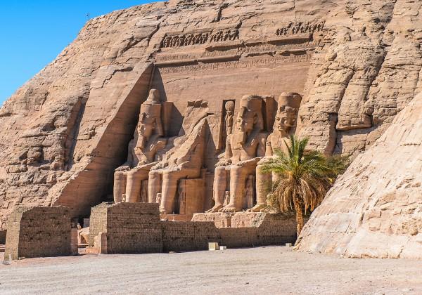 when sight-seeing is not included. Overnight - Aswan - Nile Cruiser (B, L, D) Day 6 : Nile Cruise to Luxor Day 8 : Valley of the Kings Nile Cruise - Luxor.