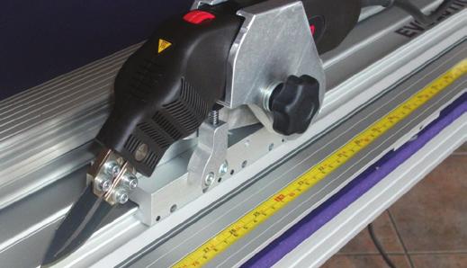 The Thermo Straight Cutter cuts approximately ¼ from the edge of the Sabre cutter bar, ensuring straight line cuts in the same location every time.
