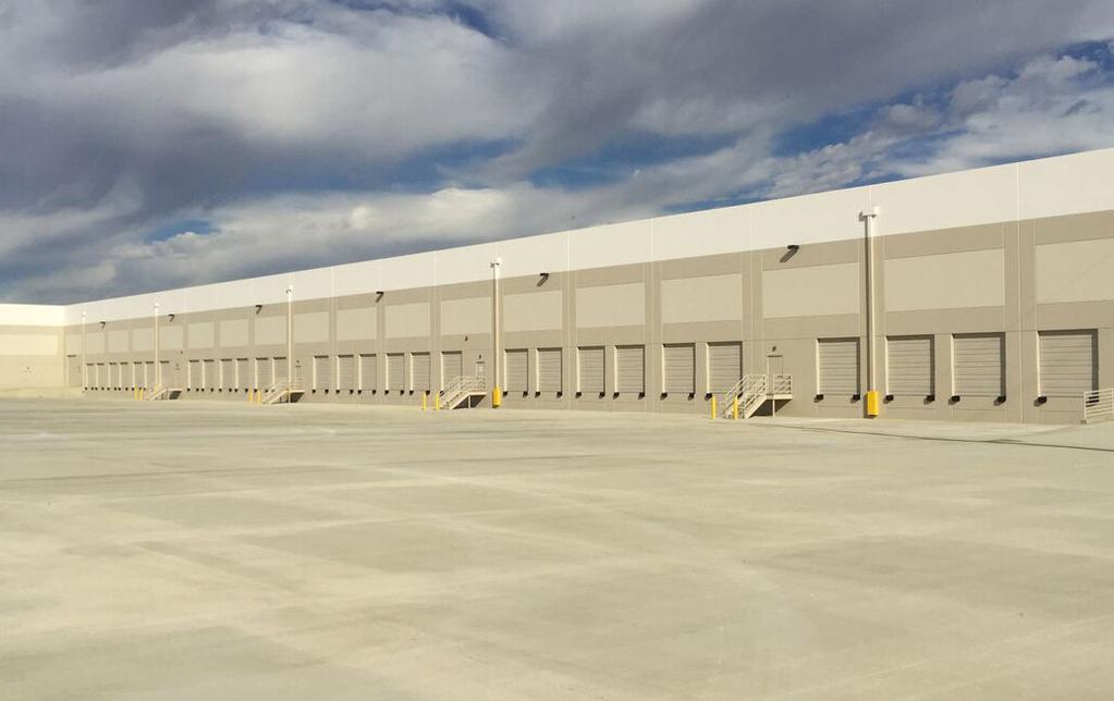 BUILDING FEATURES Building Size Divisibility Site Office Popouts Clear Height Column Spacing HIGHLIGHTS ±119,230 SF ±30,000 SF 100% Concrete dock and truck maneuvering areas Each ±3,990 SF 30 at