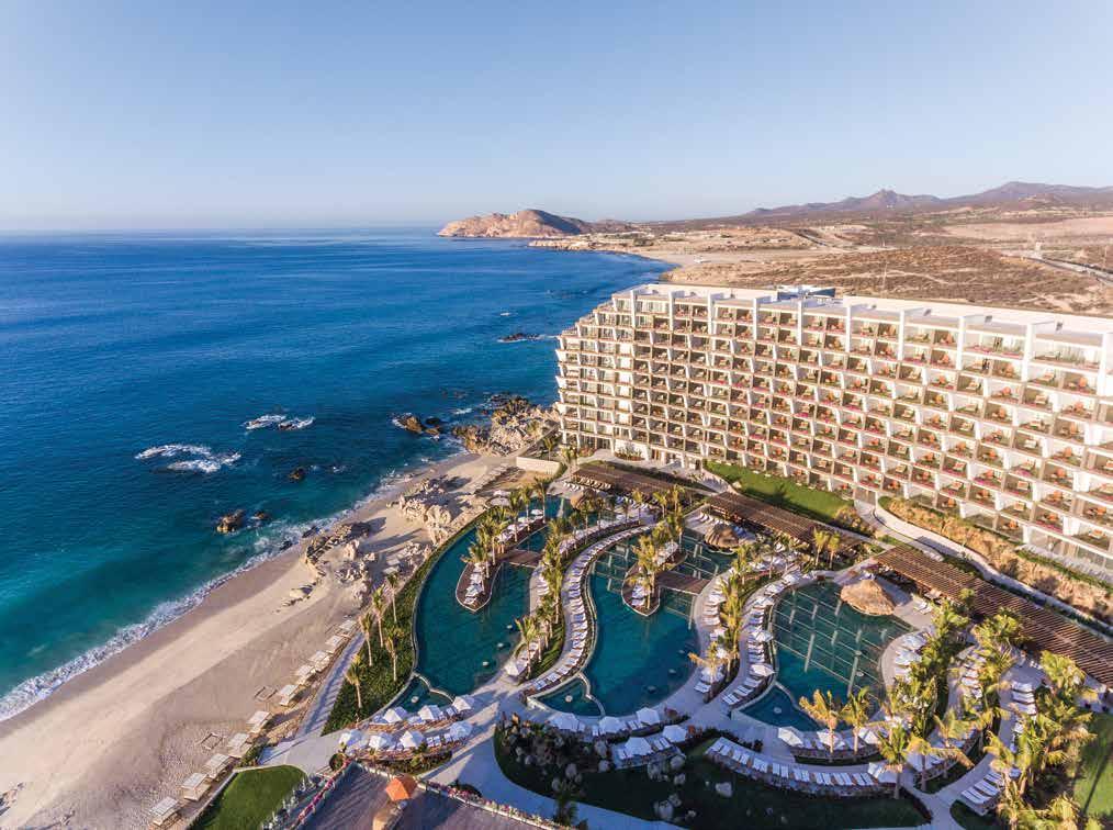 A World of Luxury Resorts Memorable Meetings 6 Los Cabos is comprised of two main towns, San Jose del Cabo and Cabo San Lucas.