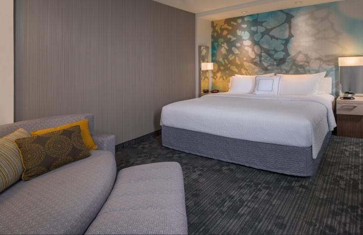 accents Thoughtfully appointed rooms provide the perfect