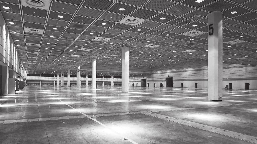 HALL C Hall Dimensions *Ceiling Height Usable Area Meters Feet Meters Feet Sq.Meters Sq.Ft C1 36.0 x 72.0 118.1 x 236.2 8.0 26.3 2,572 27,900 C2 36.0 x 72.0 118.1 x 236.2 12.3 40.4 2,592 27,900 C3 36.