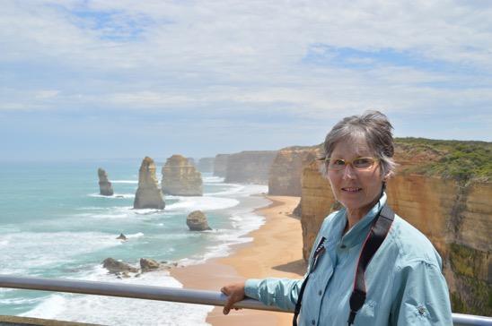 Great Ocean Walk 4-Day Tour Distance: Highlights of the track - 43km Duration: 4 Days / 3 Nights Walk one of Victoria s most iconic walks.