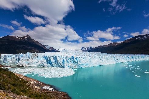 Day 10: Perito Moreno Glacier Travel from El Calafate into Los Glaciares National Park, a journey of around 2 hours, an area that encompasses a vast chunk of the Patagonian Continental Ice Field.