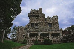 It is part of Gillette Castle State Park and receives well over 100,000 visitors annually.
