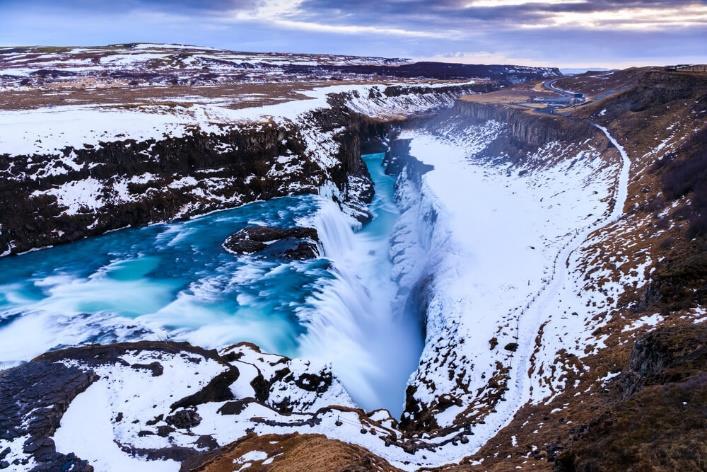 itinerary Private bus for sightseeing Private English speaking tour guide Icelandic VAT tax VIP World Travel hosts Steve & Chris Briggs Note: 1.