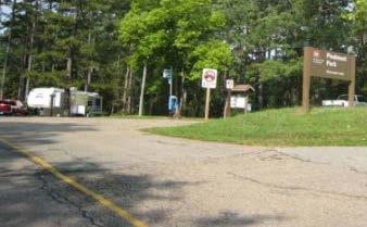 Travel on Highway HH for 6 miles to the top of the dam. Turn right and follow signs into campground. Rate: $14-$40 821 Co.