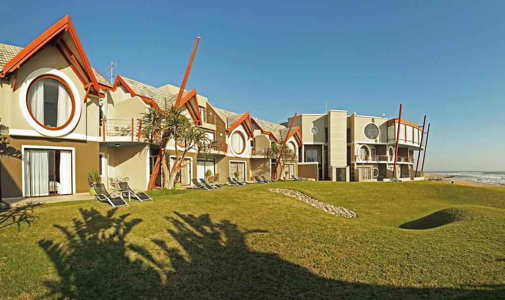 DAY 7 BEACH LODGE SWAKOPMUND Today you will have some choices all equally attractive options.