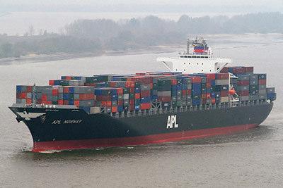 Oceanus gave its European debut in this service. Hanover Express is yet another Hyundai-built sister ship of Hapag- Lloyds successful Colombo Express class.