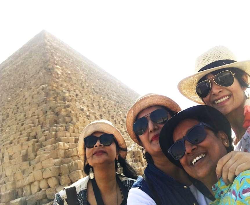 Day 2: Giza Pyramids Tour (B+ L) After a lavish breakfast, we will depart the hotel to visit the Giza Plateau which is the most impressive landmark consisting of the three Pyramids of Kings Cheops,