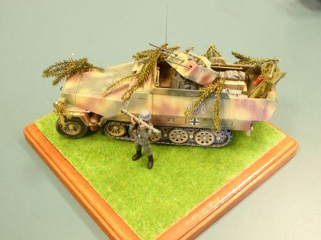 Name: Tom Hamel Time To Build: 1 month Kit & Scale: Dragon 251/22 German Halftrack 1/35 th scale Aftermarket Items: Some