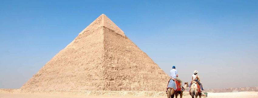 You will then be transferred to your hotel, where your Egyptologist tour guide, who will accompany you for the duration of the tour, will brief you about the tour package and the incredible