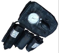 00 Product code : bp005 Manual BP Set Large adult velcro cuff Adult velcro cuff Child velcro cuff Tough carry case