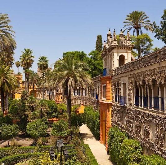 TUES 3 Sevilla (B+L+D) Morning After breakfast, meet your local art historian guide, fluent English speaking, in the lobby of the hotel to embark you on a 3.
