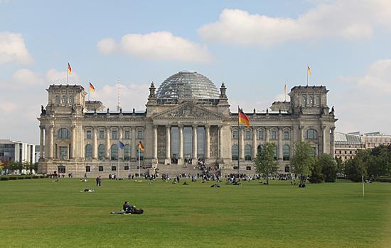 In the evening, you will enjoy a Welcome Dinner at Käfer in the Reichstag and tour the Dome. The Reichstag was built in the late 19 th Century to house the German Parliament.