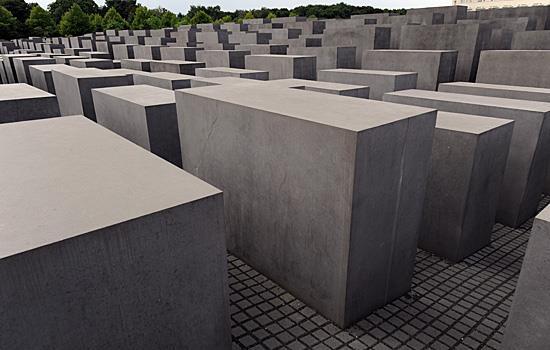 Enjoy your morning at leisure. In the afternoon, meet our driver and guide for your visit of Berlin s Holocaust Memorial, which opened in May 2005, the 60th anniversary of the end of World War II.