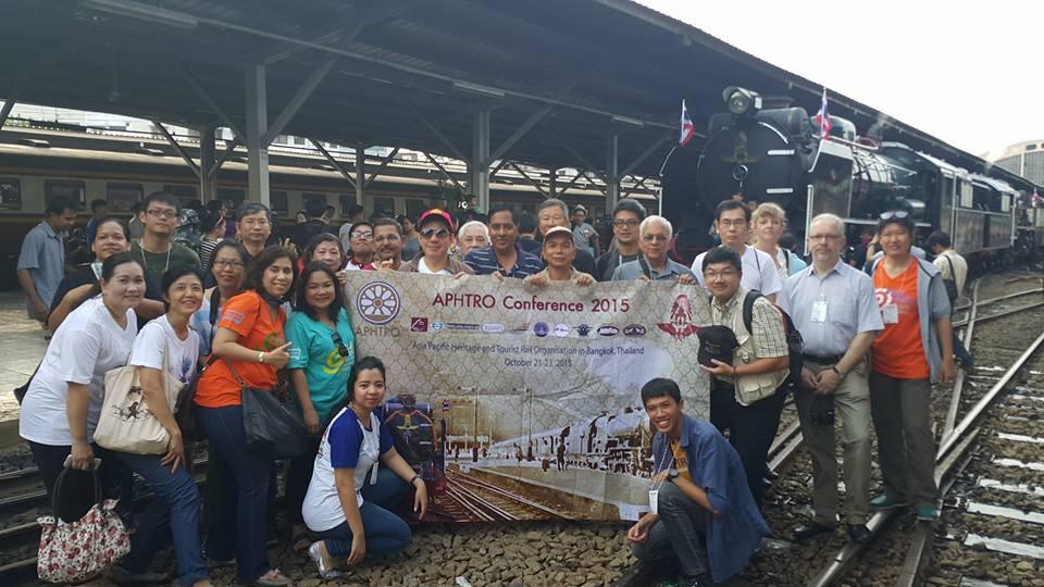 Day 4. Friday 23 October (Steam train ride: return trip to Ayutthaya) Delegates gathered Hua Lamphong station to board the 08:00 SRT steam train.