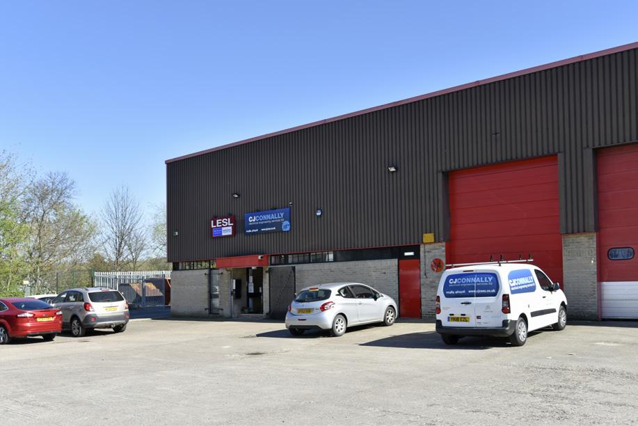 DESCRIPTION The Ringway is a multi-let trade and industrial scheme extending to 28 units offering accommodation from 2,000 sq ft to 15,000 sq ft.