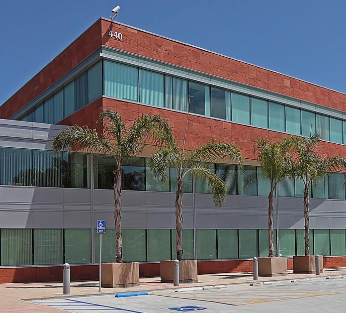 380, 420, 440 & 462 STEVENS AVENUE, SOLANA BEACH, CA 92075 Four-building, Class A coastal office campus totaling 212,122 SF Amenity rich campus with on-site fitness center, shower and locker