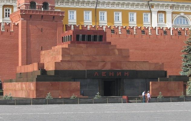 Day 6 Moscow (AM) Lenin Mausoleum and Red Square Walking Tour Lenin's Mausoleum, also known as Lenin's Tomb, situated in Red Square in the center of Moscow, is a mausoleum that currently serves as