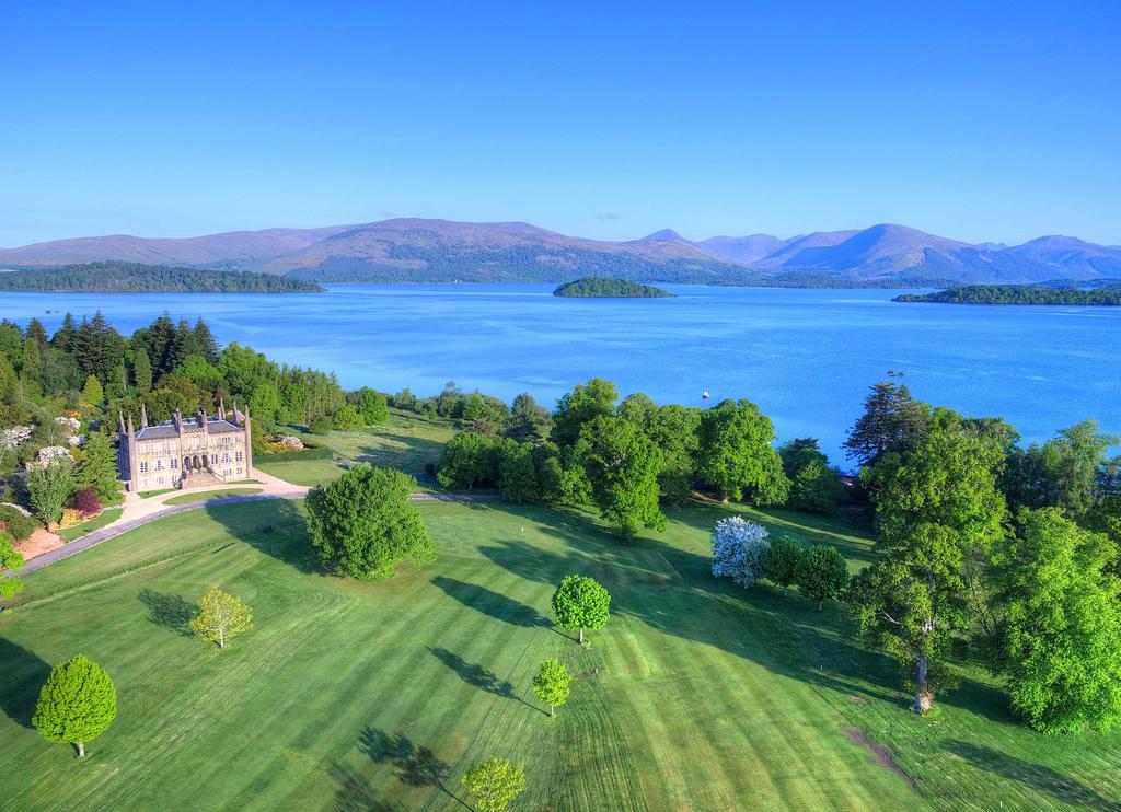 Welcome to Ross Priory Ross Priory is situated in an unrivalled position on the banks of Loch Lomond with stunning views of Ben Lomond and the surrounding hills, yet only 40 minutes from Glasgow.