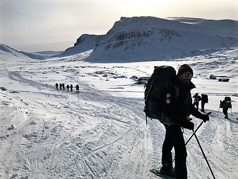 MOUNTAIN LEADERS Support Team During you Arctic Adventure there will be a full support team at hand. Each day they will load your luggage onto snowmobiles which will be transported to the next hut.