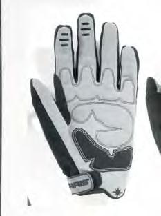 The fingers are shaped for a natural, comfortable fit and the fingertips have silicone applications
