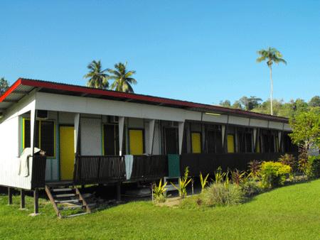 (3) / (Contd /) O/n AMBUNTI LODGE, (BLD). A basic lodge, air-conditioned with en-suite toilet & cold water shower in each room.