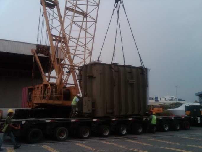 250-Ton Rigid Truck Crane was used for lifting from MAFI trailer.