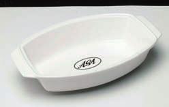 HANDY HINT... (1) MULTI- FUNCTIONAL (2) (3) This ceramic baking tray is a must.
