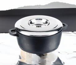 10 YEAR GUARANTEE SAUCEPANS Available in 3 sizes Featuring AGA branded 18/10 stainless steel stacking lids Removable phenolic AGA handles, ideal for use on the