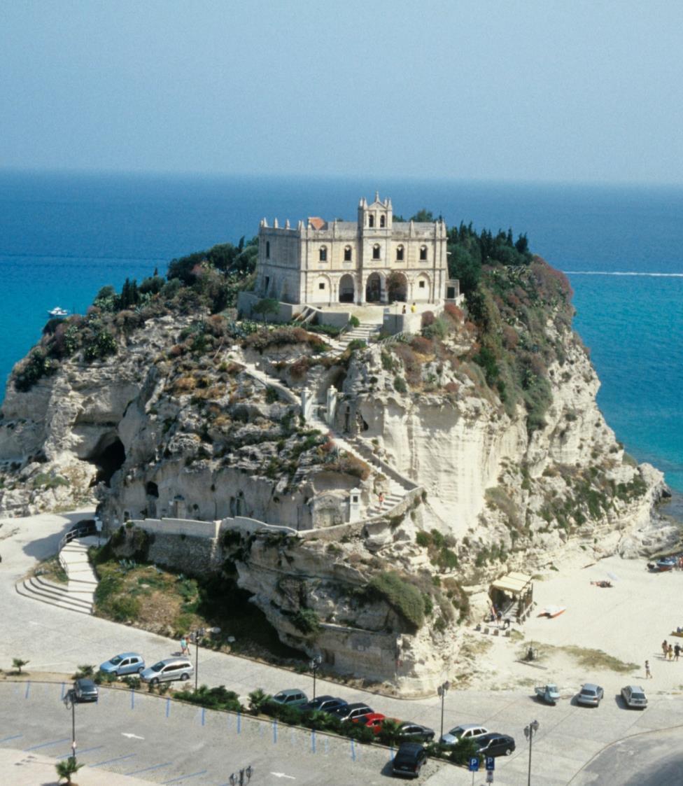 discover even more Venture outside the resort and broaden your horizons Excursions* Exclusive Piedigrotta Tropea, the Pearl of the Tyrrhenian coast Reggio and Little