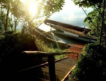 RESERVA AMAZÓNICA INKATERRA 3 Days 2 Nights Travelling to Tambopata National Reserve offers a rare opportunity to discover a lively
