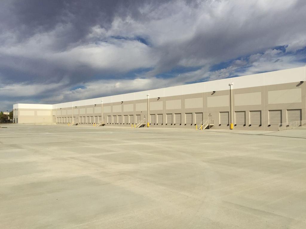 BUILDING FEATURES Building Size ±229,130 SF Divisibility ±0,000 SF Site 100% Concrete dock and truck maneuvering areas Office Popouts Each ±,890 SF Clear Height 30 at first column Column Spacing 2 x